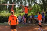 20170630104921_volejbal Brambory 2017 (233): Foto: Volejbalový turnaj v obci Brambory potřetí v řadě ovládl tým Skvadry